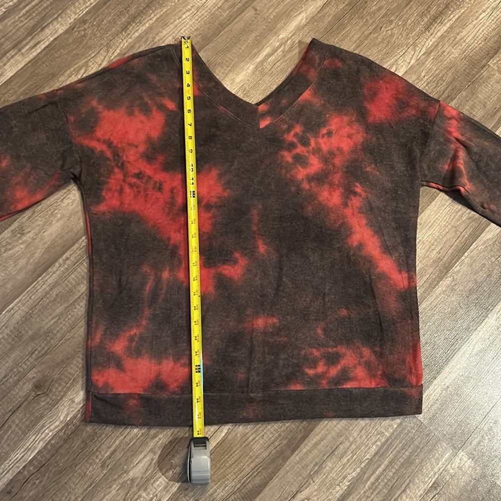 NEW Red & Black Soft Tie Dye Sweater - Picture 14 of 17